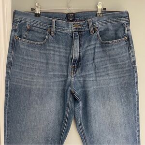 J. Crew "Sutton"  36 x 32 100% Cotton Medium Wash Blue Straight Leg Denim Jean